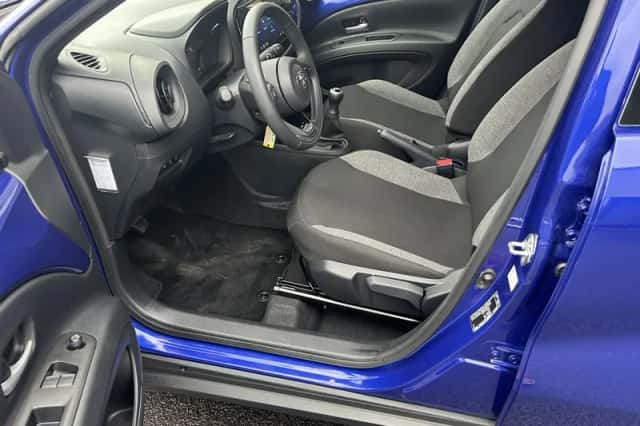 Toyota Aygo (2024) thumbnail 9