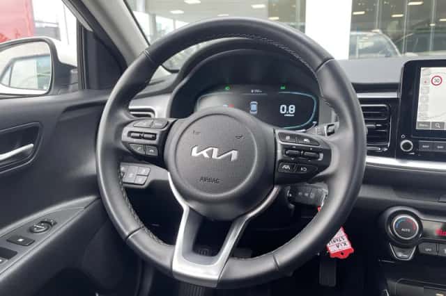 Kia Stonic (2024) thumbnail 12