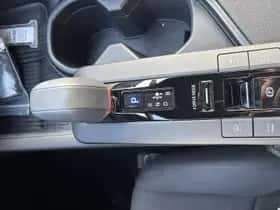 Toyota C-HR (2025) thumbnail 19