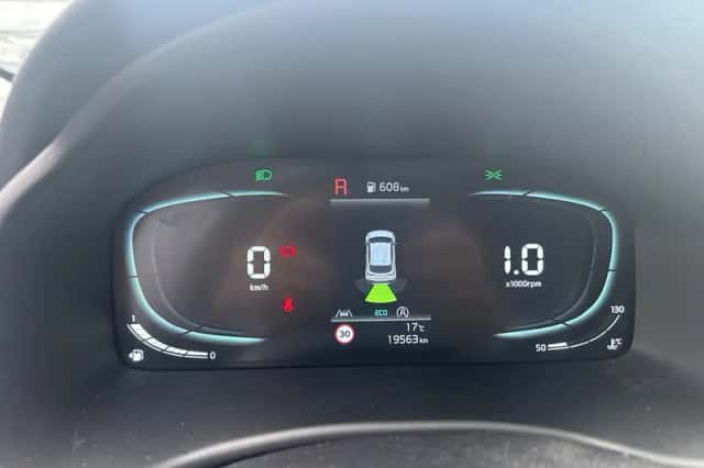 Kia Stonic (2024) thumbnail 18