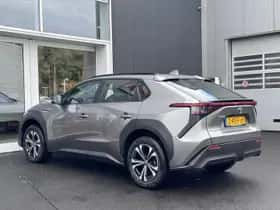 Toyota bZ4X (2024) thumbnail 6