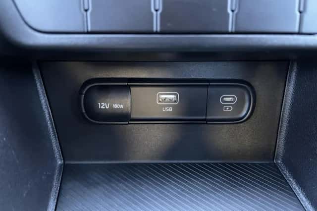 Kia Sportage (2024) thumbnail 19