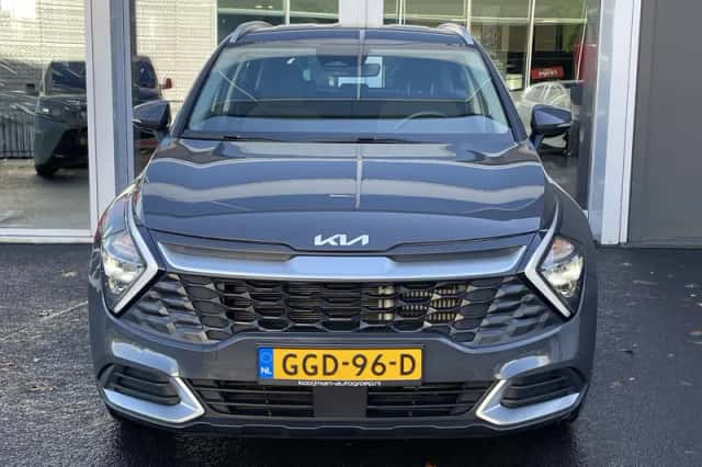 Kia Sportage (2024) thumbnail 3