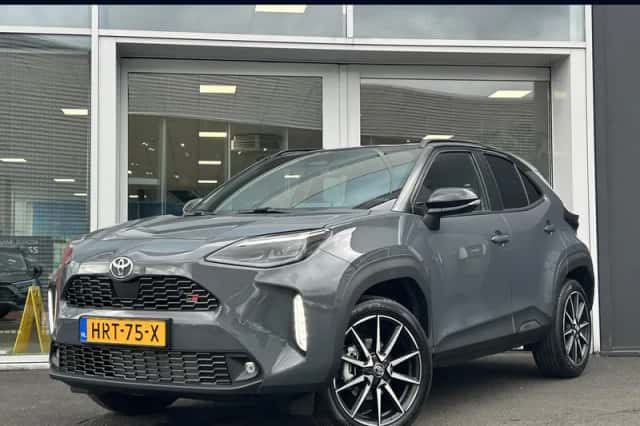 Toyota Yaris Cross (2025) thumbnail 1