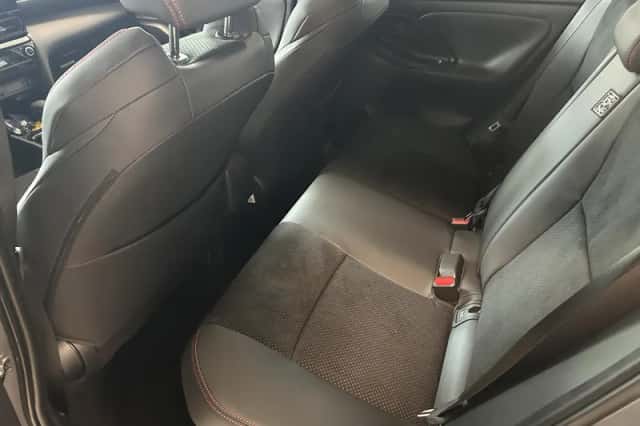Toyota Yaris Cross (2025) thumbnail 27