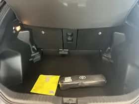 Toyota Yaris Cross (2025) thumbnail 30