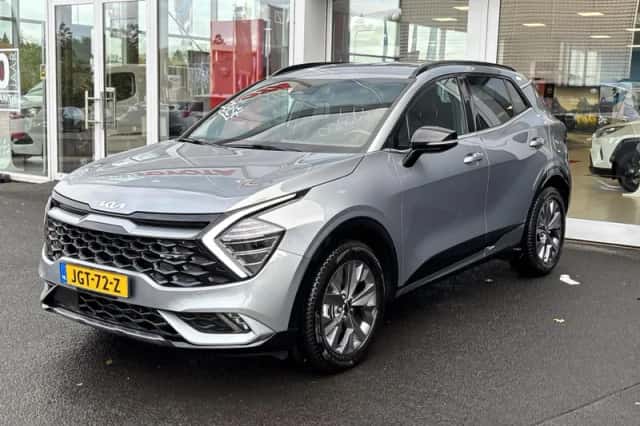 Kia Sportage (2022) thumbnail 2