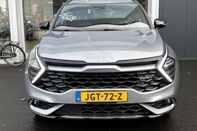 Kia Sportage (2022) thumbnail 3