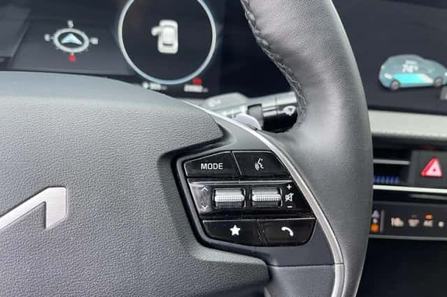 Kia EV6 (2024) thumbnail 18