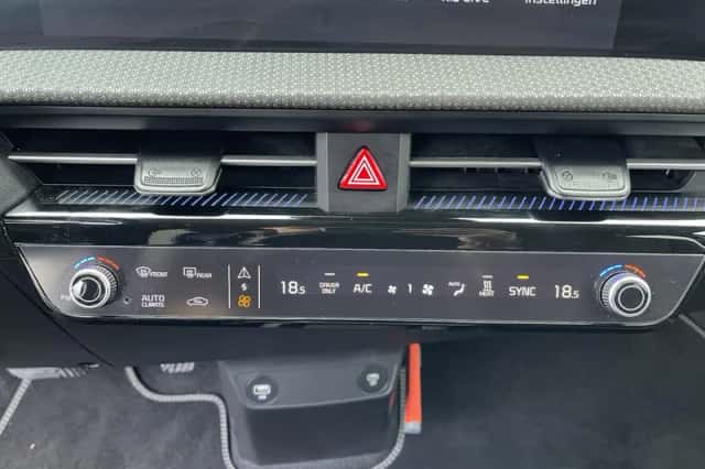 Kia EV6 (2024) thumbnail 28