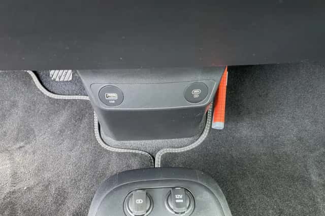 Kia EV6 (2024) thumbnail 31