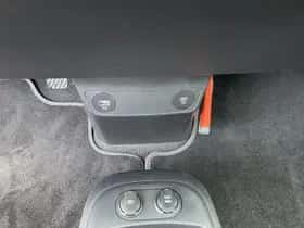 Kia EV6 (2024) thumbnail 31
