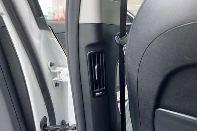 Kia EV6 (2024) thumbnail 34
