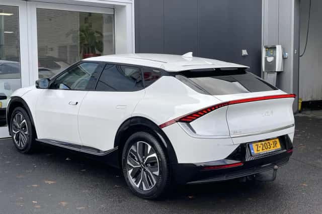 Kia EV6 (2024) thumbnail 6