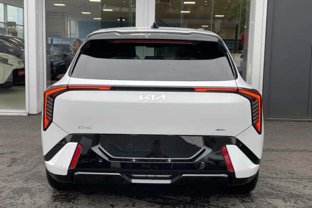 Kia EV4 (2026) thumbnail 7