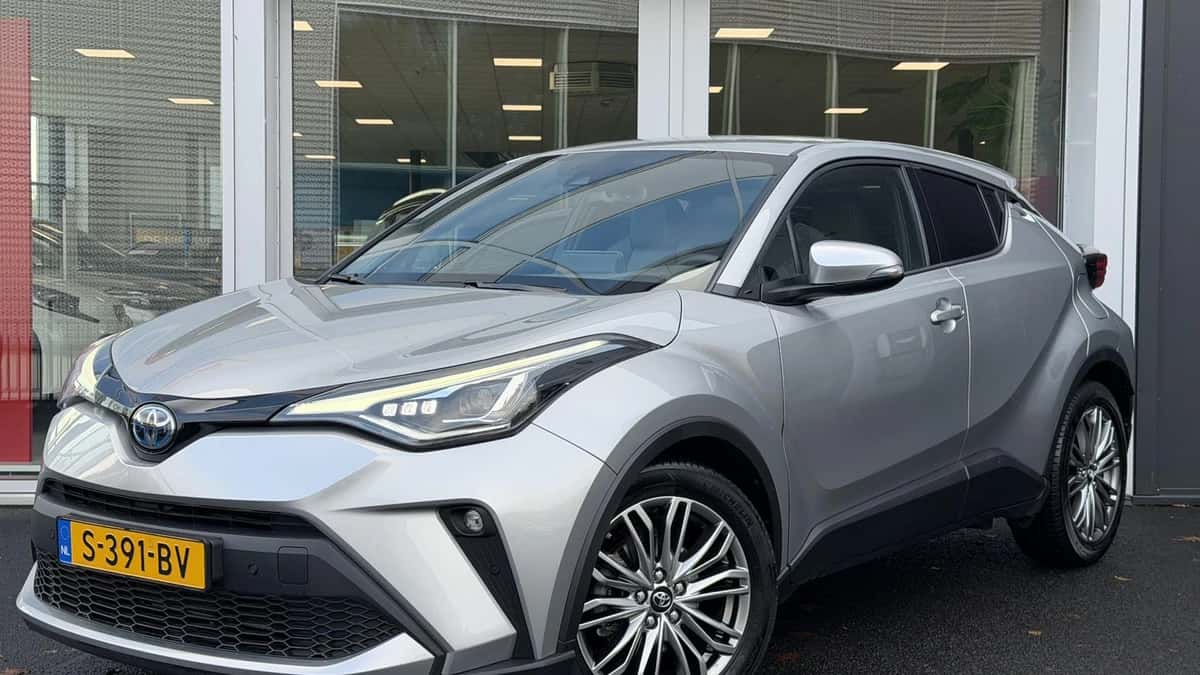 Toyota C-HR (2023) — foto 1