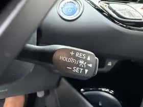 Toyota C-HR (2023) thumbnail 18