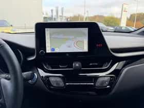 Toyota C-HR (2023) thumbnail 19