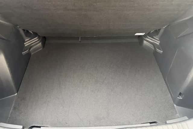 Toyota Yaris Cross (2024) thumbnail 25