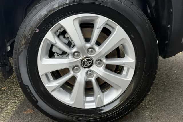 Toyota Yaris Cross (2024) thumbnail 7
