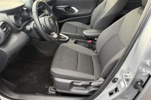 Toyota Yaris Cross (2024) thumbnail 9