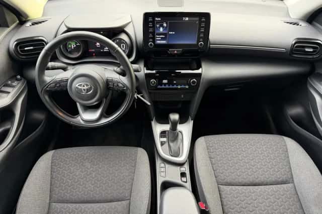 Toyota Yaris Cross (2024) thumbnail 10