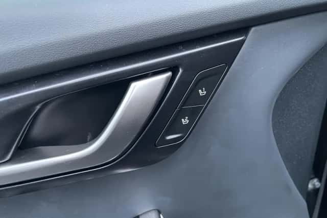 Kia EV6 (2024) thumbnail 16