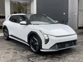 Kia EV4 (2026) thumbnail 2