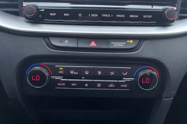 Kia Ceed Sportswagon (2024) thumbnail 16
