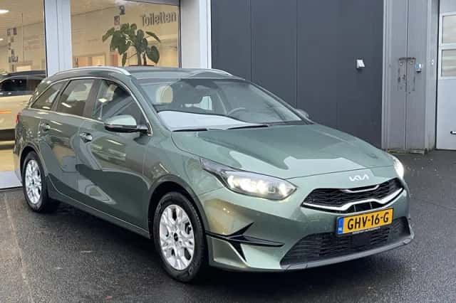 Kia Ceed Sportswagon (2024) thumbnail 3