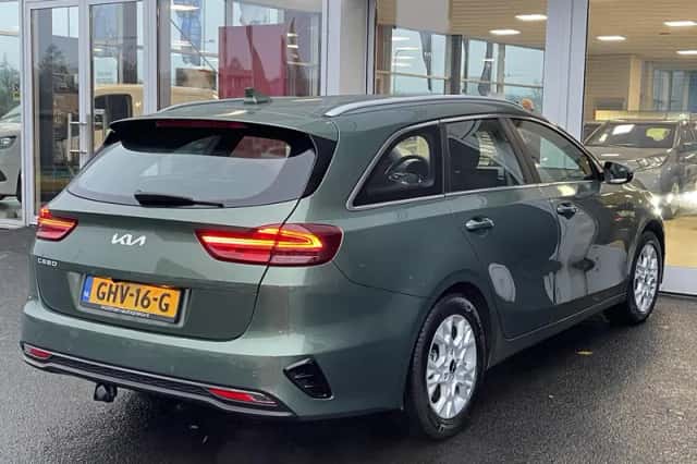 Kia Ceed Sportswagon (2024) thumbnail 6