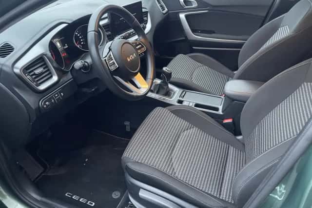Kia Ceed Sportswagon (2024) thumbnail 9