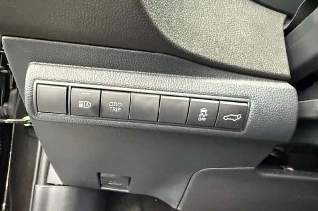 Toyota Corolla (2025) thumbnail 13