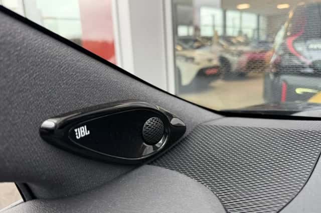 Toyota Corolla (2025) thumbnail 23