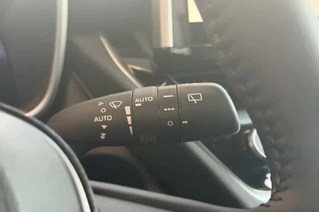 Toyota Corolla (2025) thumbnail 14