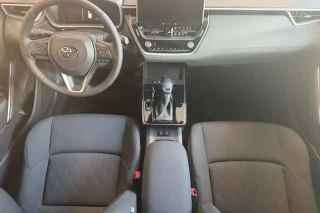 Toyota Corolla (2025) thumbnail 9