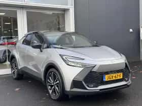 Toyota C-HR (2025) thumbnail 4