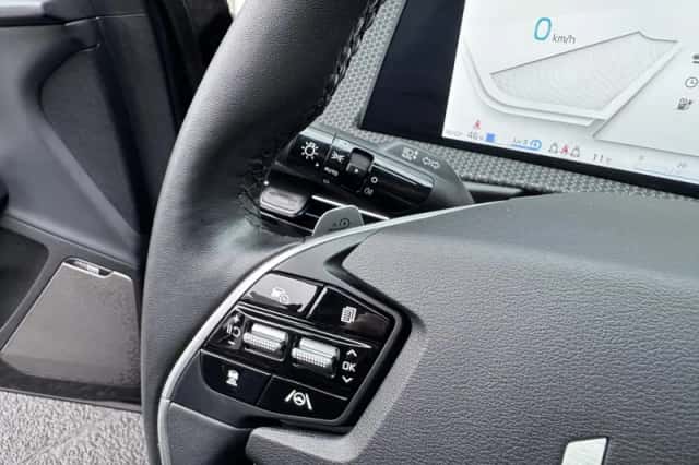 Kia EV6 (2024) thumbnail 12