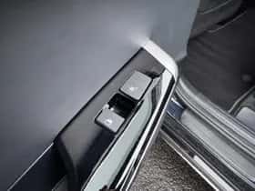 Kia EV6 (2024) thumbnail 17