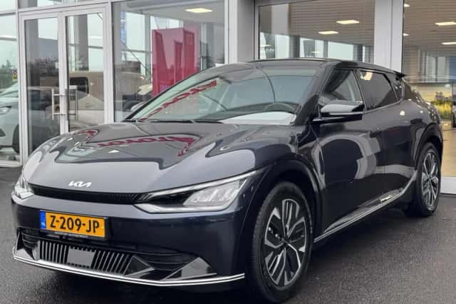 Kia EV6 (2024) thumbnail 3