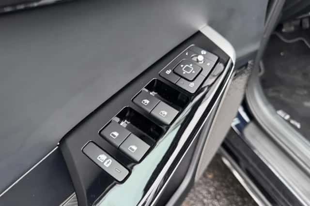 Kia EV6 (2024) thumbnail 23