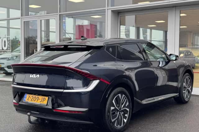 Kia EV6 (2024) thumbnail 7