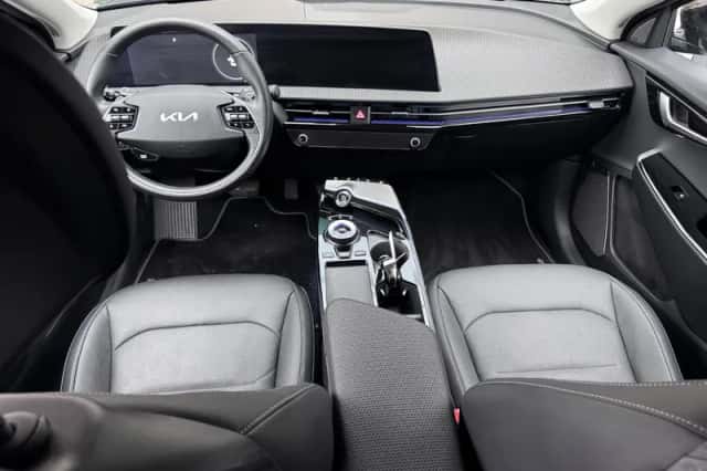 Kia EV6 (2024) thumbnail 8