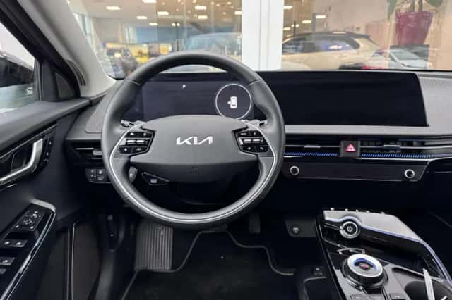 Kia EV6 (2024) thumbnail 9
