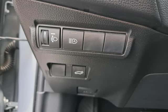 Toyota Corolla (2025) thumbnail 12
