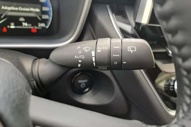 Toyota Corolla (2025) thumbnail 15