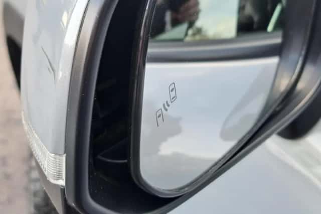 Toyota Corolla (2025) thumbnail 7