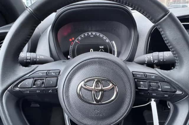 Toyota Aygo (2024) thumbnail 11