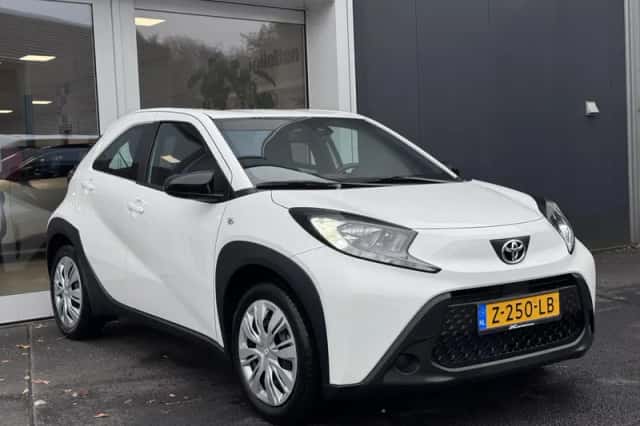 Toyota Aygo (2024) thumbnail 4