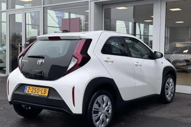 Toyota Aygo (2024) thumbnail 7